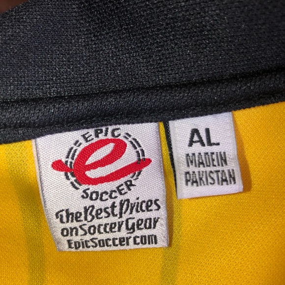 Referee shirt yellow w/Velcro for ref assoc. patch - Picture 2 of 2